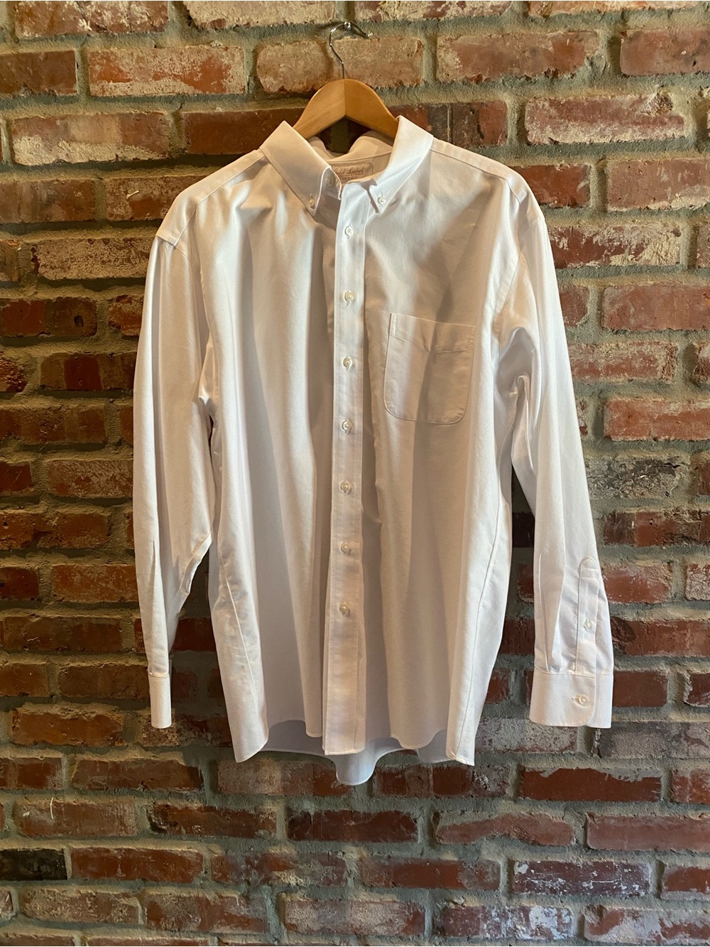 Roundtree & Yorke White Long-Sleeve Button-Up Dress Shirt